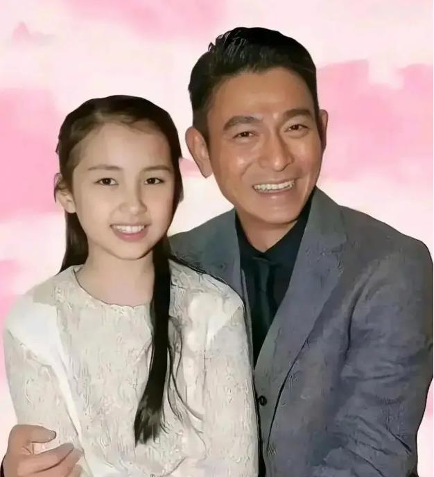 王晶谈刘德华感情生活称其太太很辛苦 曝刘德华女儿会五种语言